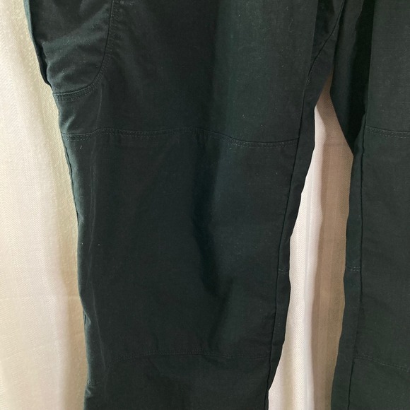 5.11 Tactical Pants Men's Size 34x32 Black Cargo Utility Workwear Outdoor - Picture 8 of 10